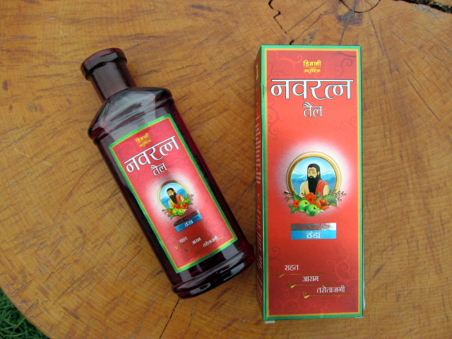 NAVRATNA OIL 200ml