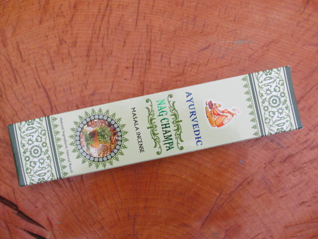 Vonné tyčinky NAG CHAMPA